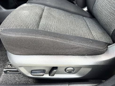 Certified 2021 Nissan Rogue SV AWD/4WD image 19