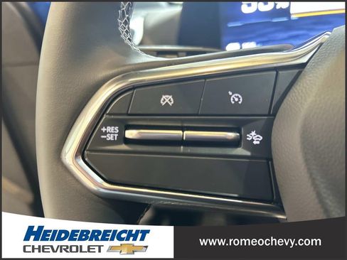 Used 2024 Chevrolet Blazer EV LT AWD/4WD image 19