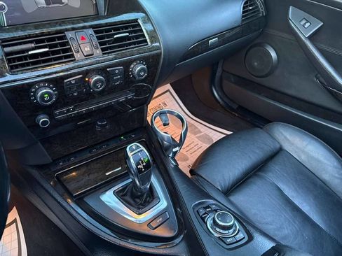 Used 2010 BMW 650i Convertible image 12