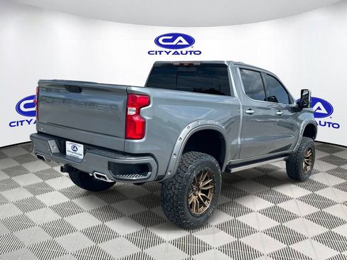 Used 2020 Chevrolet Silverado 1500 High Country w/ Technology Package AWD/4WD image 3
