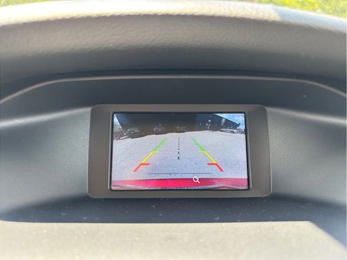 Used 2015 Ford Focus SE w/ Equipment Group 201A FWD image 24