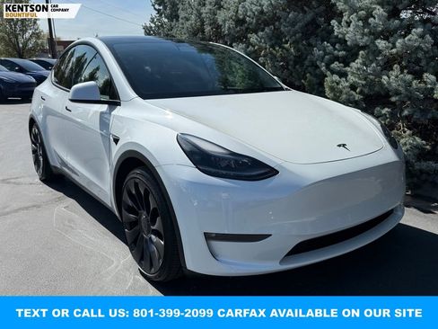 Used 2023 Tesla Model Y Performance image 11