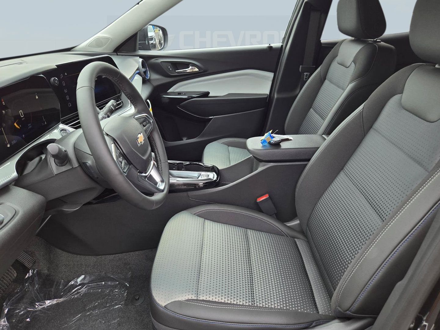 New 2026 Chevrolet Trax LT w/ LT Convenience Package FWD image 12