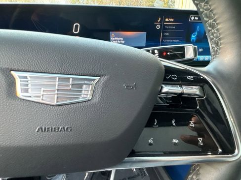 Used 2024 Cadillac Lyriq Luxury image 18