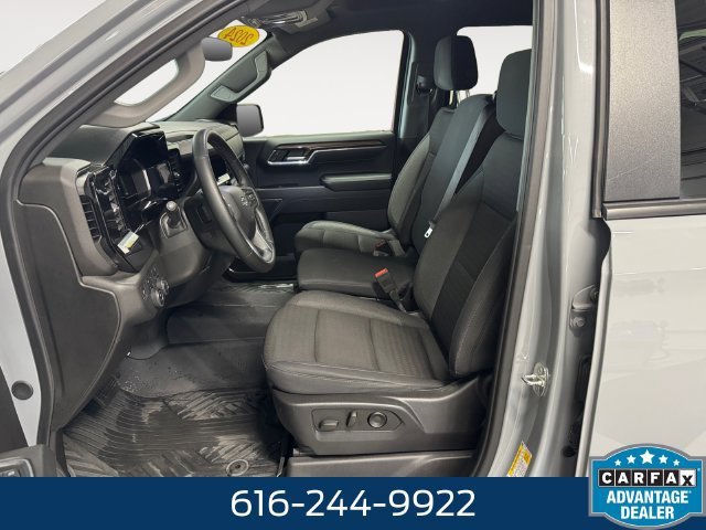 Used 2024 Chevrolet Silverado 1500 RST AWD/4WD image 7
