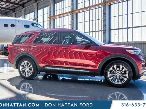Used 2022 Ford Explorer Limited w/ Equipment Group 301A image 42