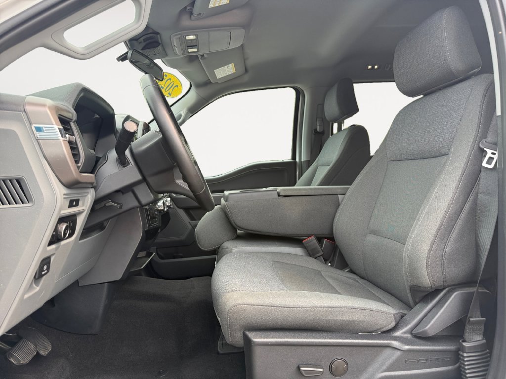 Used 2025 Ford F150 XLT w/ Equipment Group 301A Standard AWD/4WD image 9