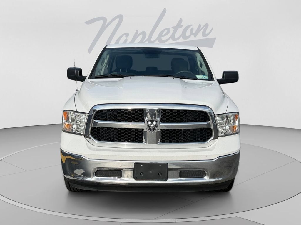 Used 2024 RAM 1500 Classic SLT AWD/4WD image 9