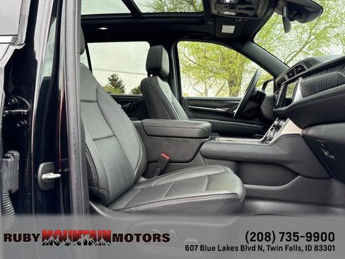Used 2024 GMC Yukon Denali AWD/4WD image 21