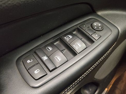 Used 2016 Jeep Grand Cherokee Limited w/ Luxury Group II RWD image 27
