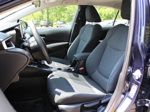 Used 2021 Toyota Corolla LE FWD image 20