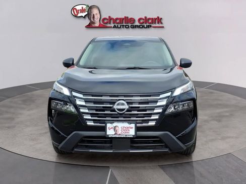 Used 2025 Nissan Rogue S FWD image 8
