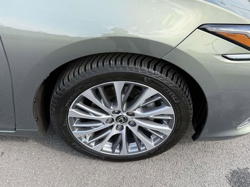 Used 2021 Lexus ES 300h w/ Premium Package image 7