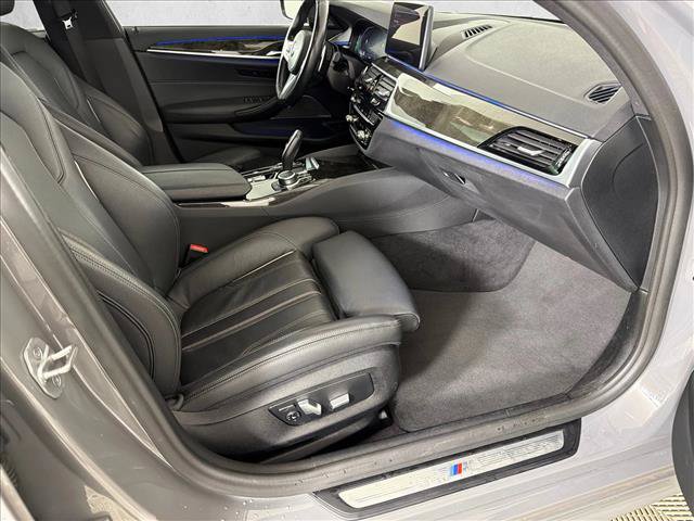Used 2022 BMW 540i w/ Executive Package RWD image 15