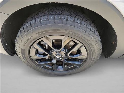 Used 2024 Kia Telluride SX X-Pro AWD/4WD image 9
