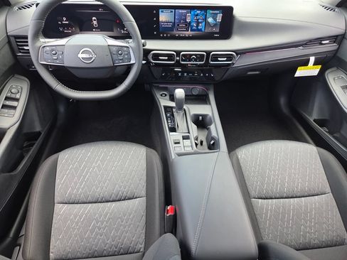 New 2026 Nissan Sentra SV w/ SV Convenience Package FWD image 6