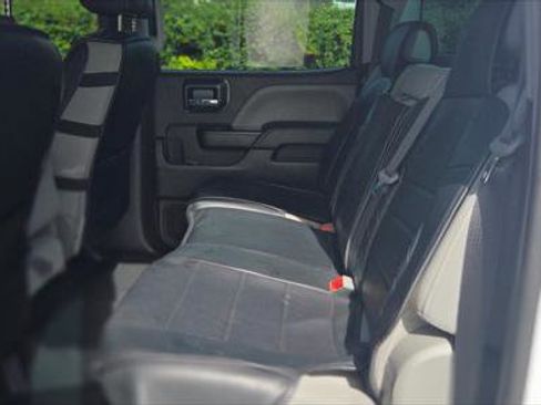 Used 2018 GMC Sierra 1500 2WD Crew Cab image 16