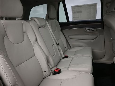 New 2026 Volvo XC90 T8 Ultra w/ Protection Package Premier AWD/4WD image 35
