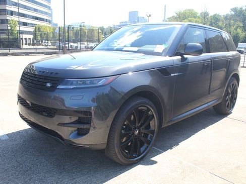 New 2025 Land Rover Range Rover Sport SE image 1