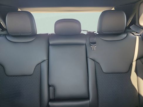 New 2026 Jeep Compass Latitude image 13