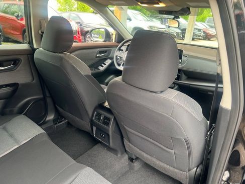 Certified 2023 Nissan Rogue SV AWD/4WD image 15