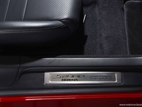 Used 2000 Honda S2000 image 36
