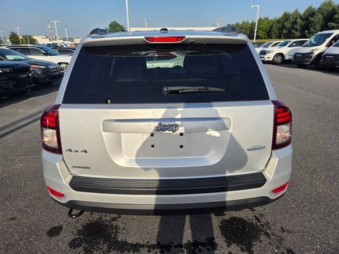 Used 2014 Jeep Compass Latitude AWD/4WD image 14