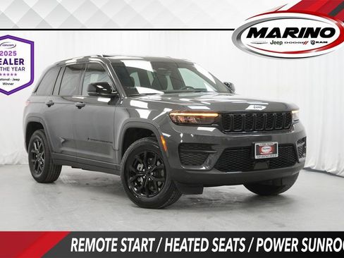 Certified 2025 Jeep Grand Cherokee Altitude image 1