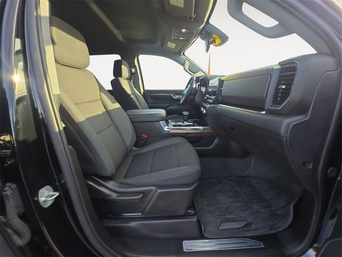 Used 2024 GMC Sierra 1500 Elevation image 15