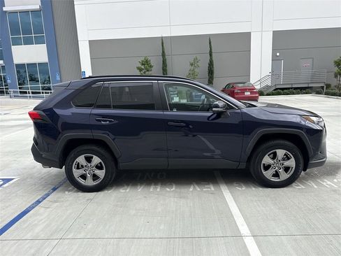 Used 2023 Toyota RAV4 XLE image 2