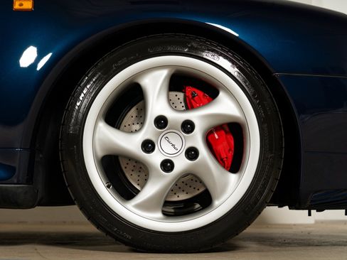 Used 1998 Porsche 911 image 45