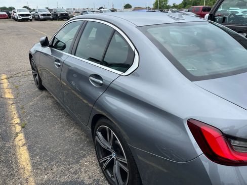 Used 2024 BMW 330i xDrive Sedan w/ Premium Package AWD/4WD image 10