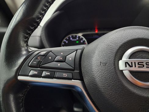 Used 2023 Nissan Sentra SV image 15