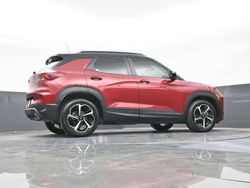 Used 2021 Chevrolet TrailBlazer RS w/ Technology Package FWD image 50
