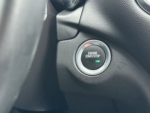 Used 2024 Chevrolet Equinox LT image 22