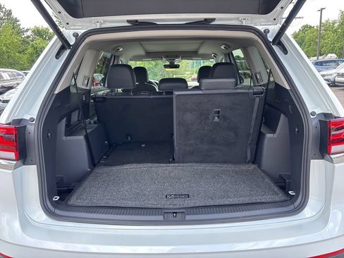 Certified 2026 Volkswagen Atlas SE w/ Panoramic Sunroof Package FWD image 14