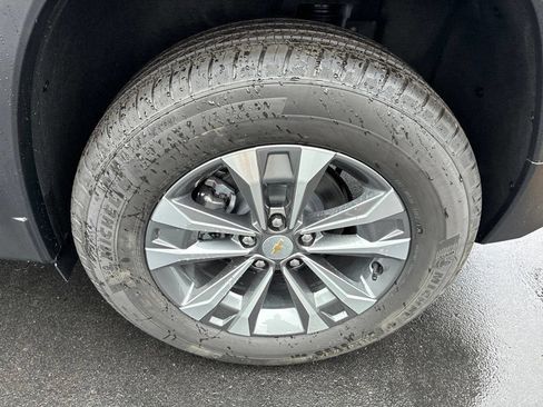 New 2027 Chevrolet Equinox LT AWD/4WD image 38