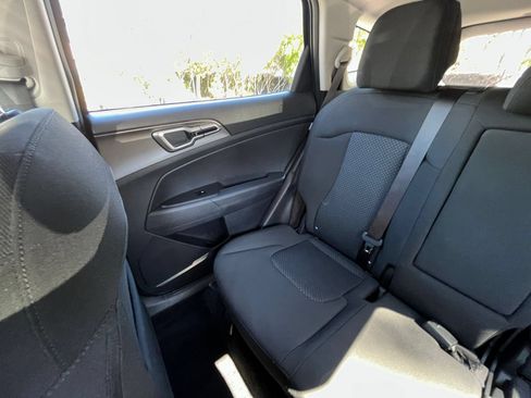 Used 2026 Kia Sportage LX FWD image 39