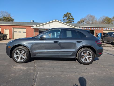 Used 2017 Porsche Macan image 9
