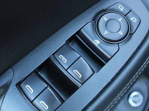 Used 2021 Buick Encore GX Select w/ Sport Touring Package image 17