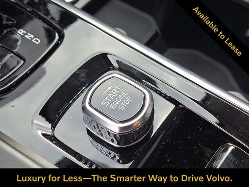 Certified 2026 Volvo XC60 B5 Plus w/ Protection Package Premier AWD/4WD image 17