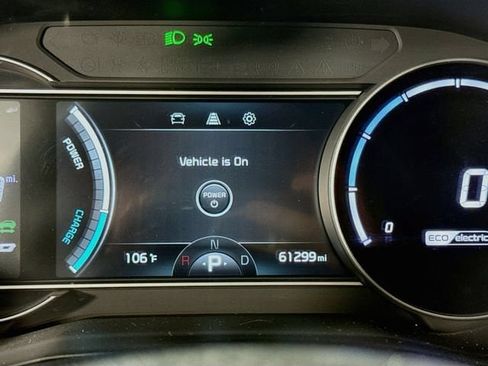 Used 2022 Kia Niro EX FWD image 12