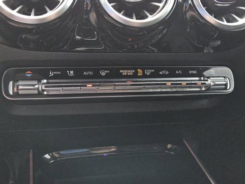 Used 2023 Mercedes-Benz GLA 45 AMG 4MATIC image 14