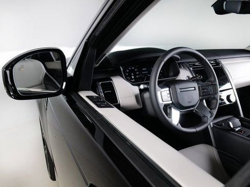 New 2026 Land Rover Discovery Dynamic SE AWD/4WD image 24