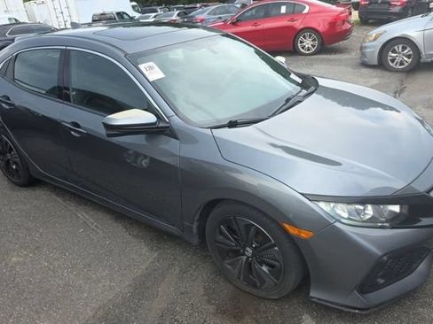 Used 2018 Honda Civic EX image 2