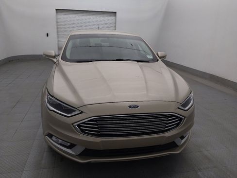 Used 2017 Ford Fusion SE w/ Fusion SE Technology Package image 14
