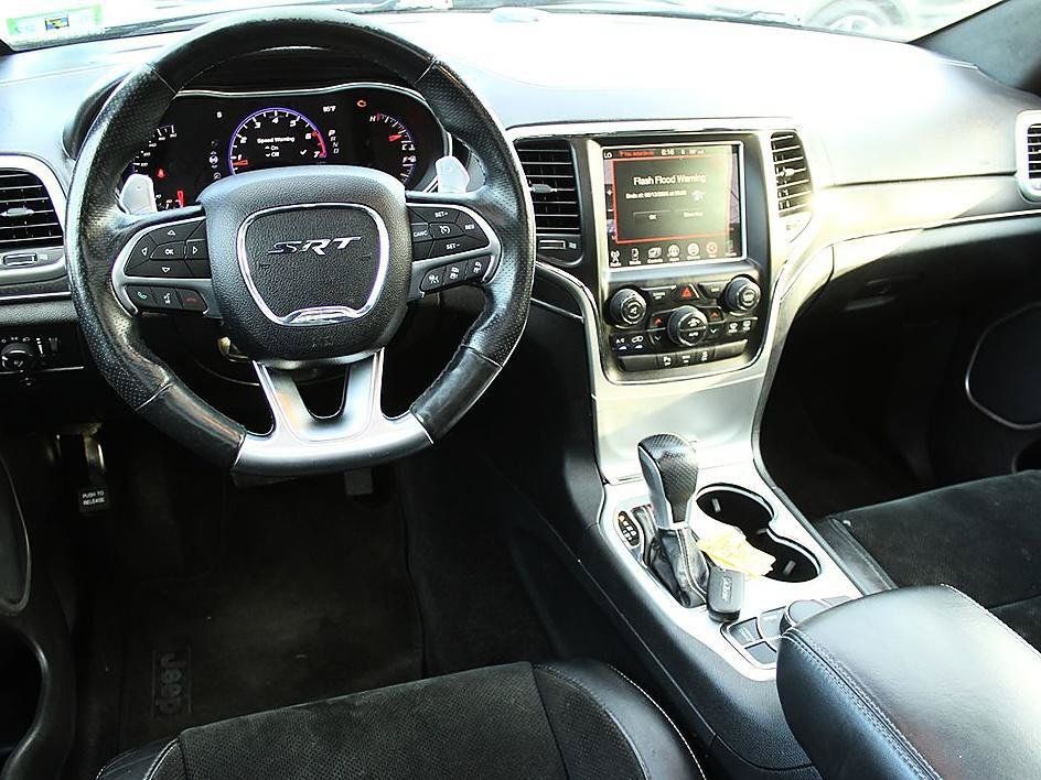 Used 2016 Jeep Grand Cherokee SRT AWD/4WD image 10