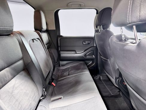 Used 2022 Nissan Frontier SV w/ Technology Package image 22