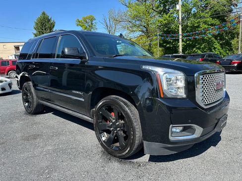 Used 2016 GMC Yukon Denali w/ Open Road Package AWD/4WD image 3