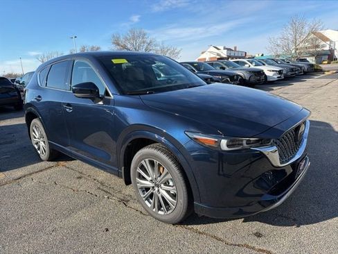 New 2025 MAZDA CX-5 Signature image 1